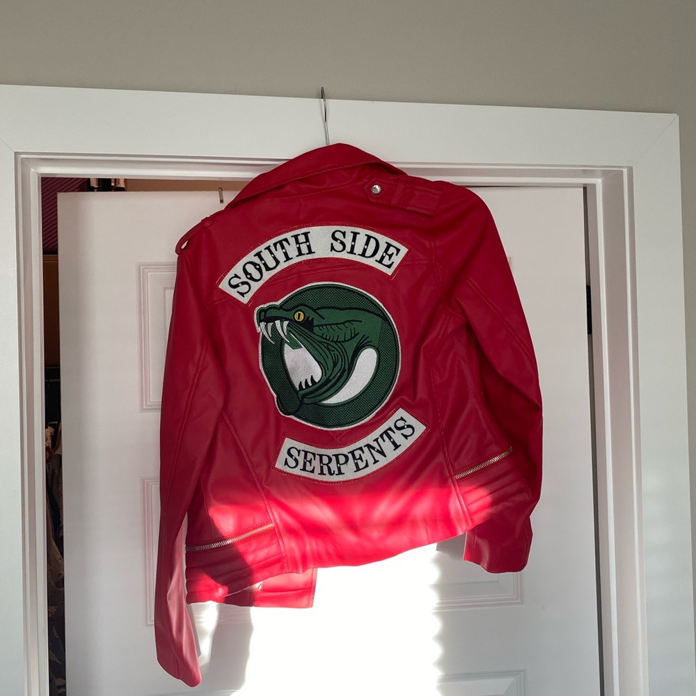 Riverdale south’s use serpent jacket
